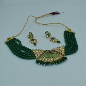 Heavy-necklace-set-green-full