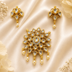 Traditional Kundan Pendant Set with Pearl Drops